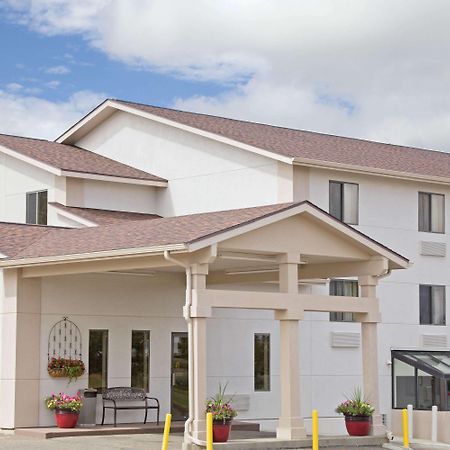 Super 8 By Wyndham Havre Hotel Ngoại thất bức ảnh
