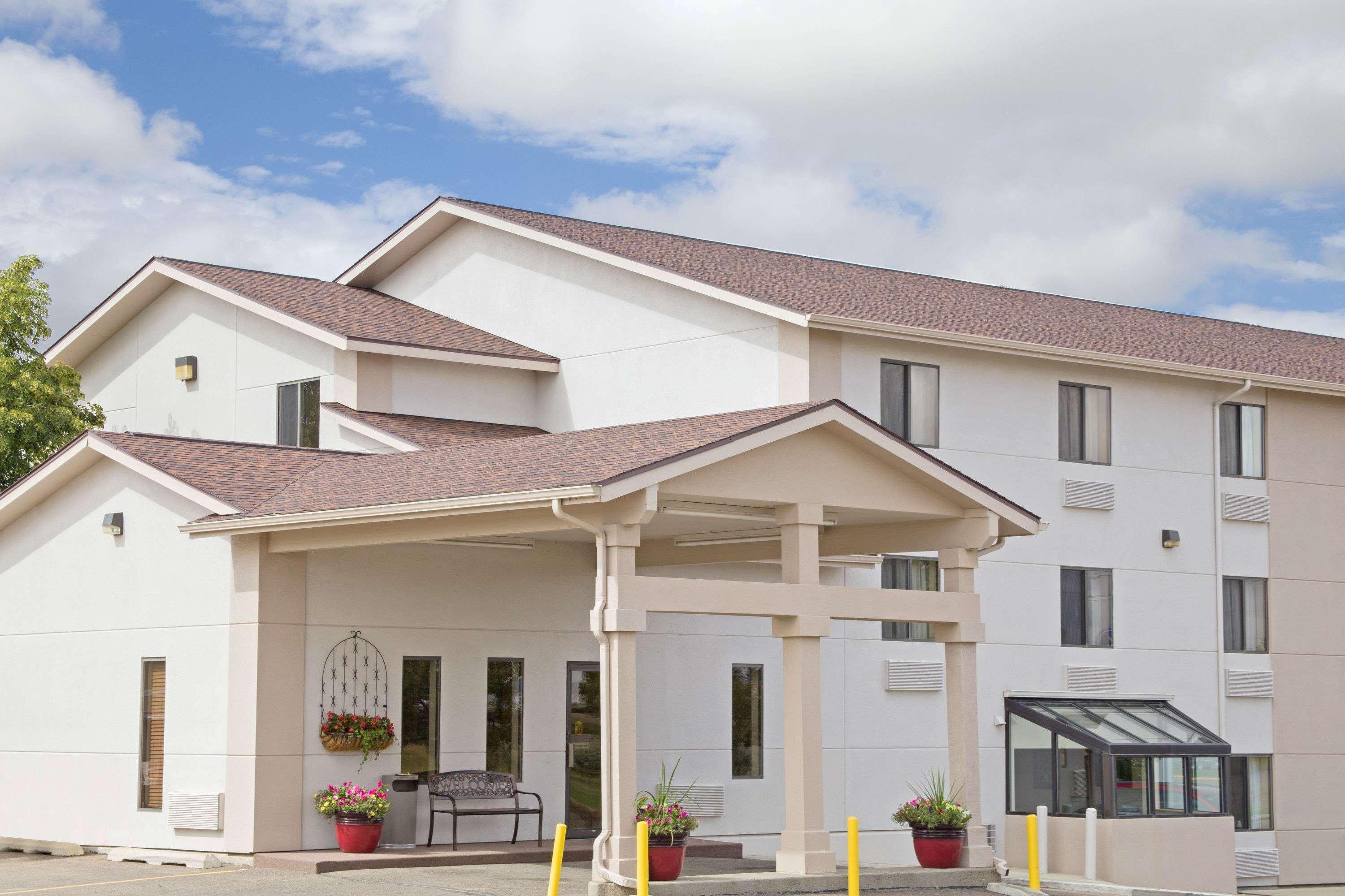 Super 8 By Wyndham Havre Hotel Ngoại thất bức ảnh